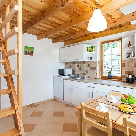 Sveciu Namelis Poilsio namai *